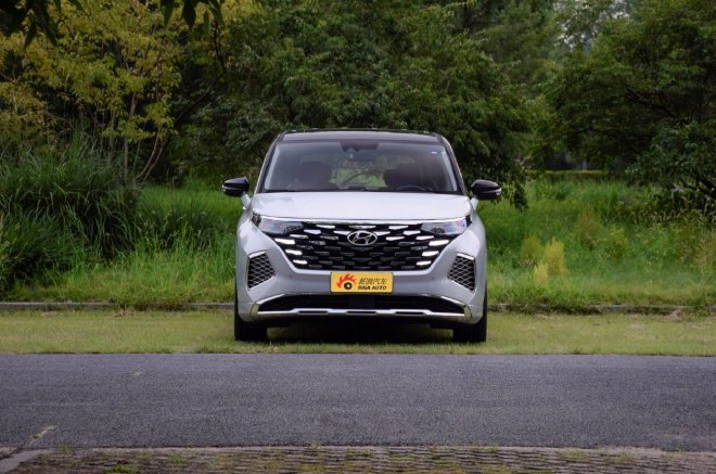 Beijing Hyundai Kustoo Review: Affordable MPV with Impressive Features