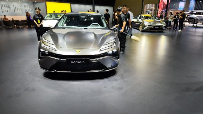 Lotus Unveils Exclusive EMEYA Lineup at Chengdu Auto Show 2024