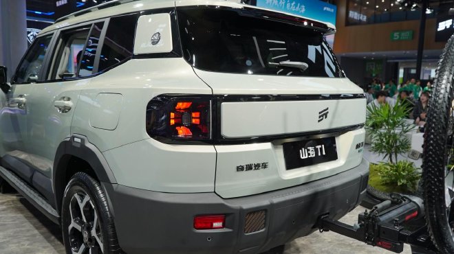 2024 Jietu Shan Hai T1: The Ultimate Off-Road Hybrid SUV for Adventurers