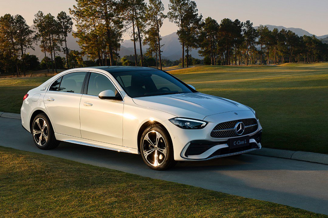 2024 Mercedes-Benz Long-Wheelbase C-Class: Luxury Meets Intelligent Innovation