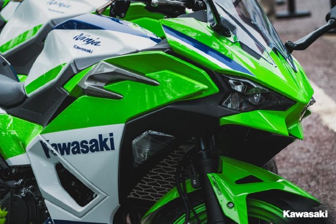 Kawasaki Unveils Ninja 500 & Z500: Power, Comfort, and Style Redefined