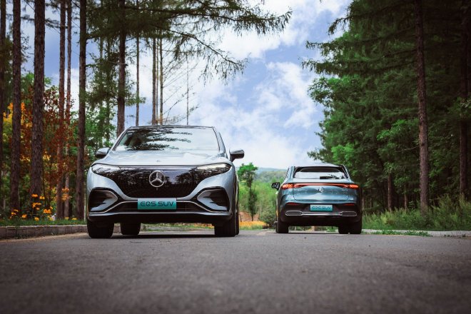 Explore Stunning Peaks with Mercedes-Benz: The Ultimate SUV Adventure