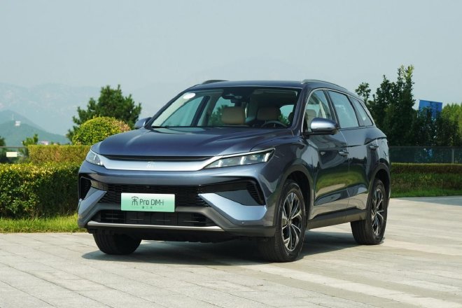 Discover BYD's New Song Pro DM-i: Stylish, Efficient, and Affordable SUV