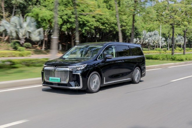 Discover the All-New Lantu Dreamer: Luxury MPV Redefining Family Travel