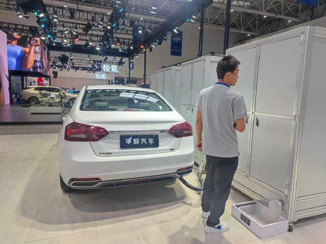 Geely Unveils Innovations at Taizhou Auto Expo: Driving Smart Mobility Forward