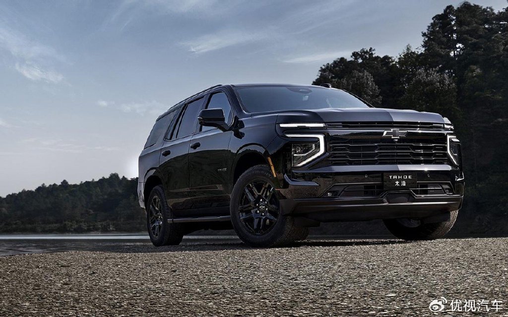 Chevrolet Tahoe vs. Lincoln Navigator: Affordable Luxury SUV Showdown