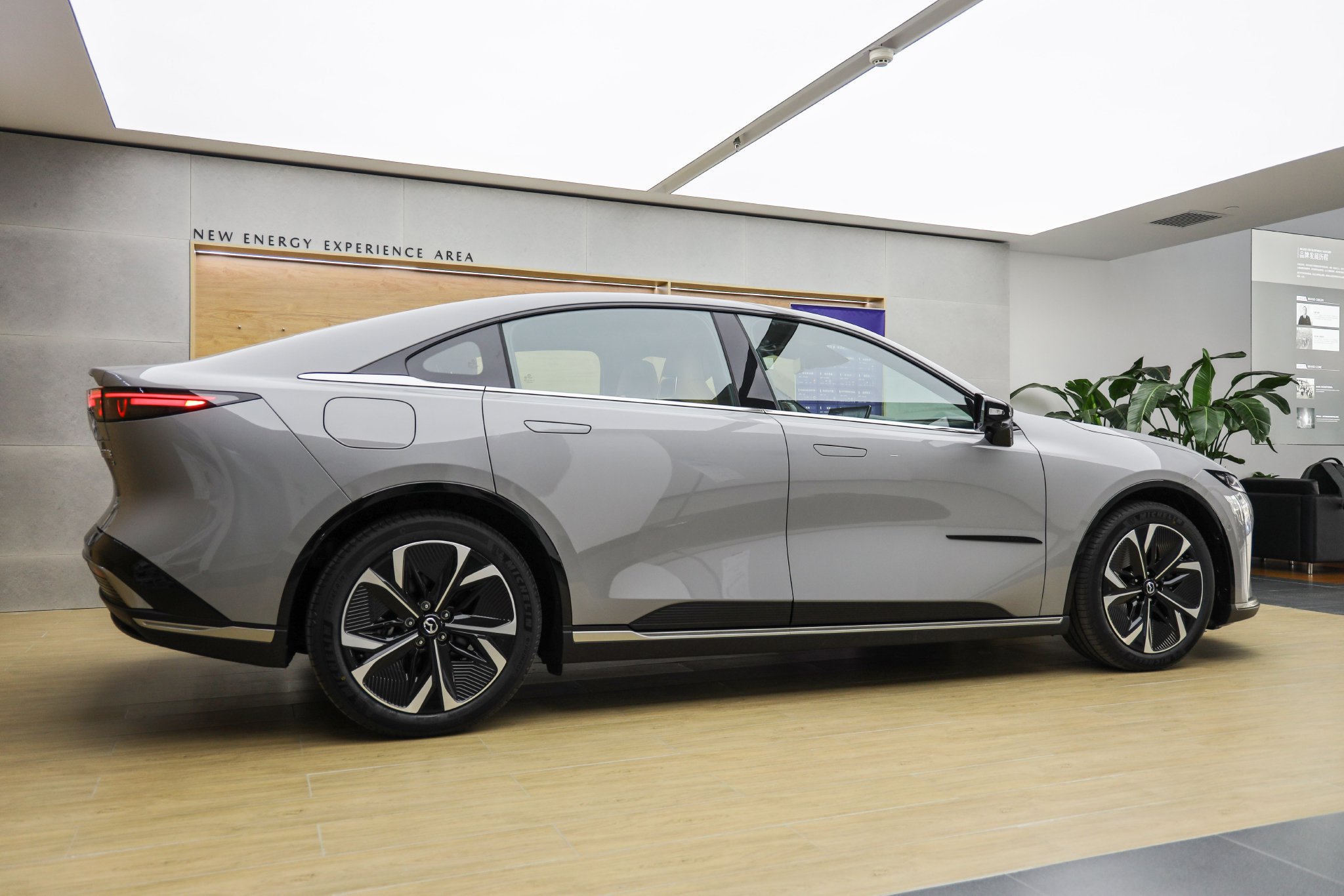 Discover the Mazda EZ-6: China's Premier Electric Sedan Redefining Luxury