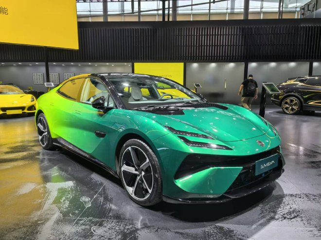 Lotus Unveils Stunning EMEYA Custom Editions at 2024 Guangzhou Auto Show