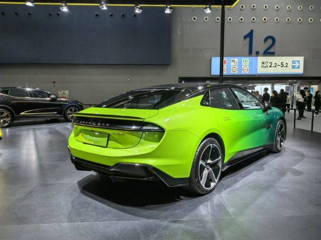 Lotus Unveils Stunning EMEYA Custom Editions at 2024 Guangzhou Auto Show