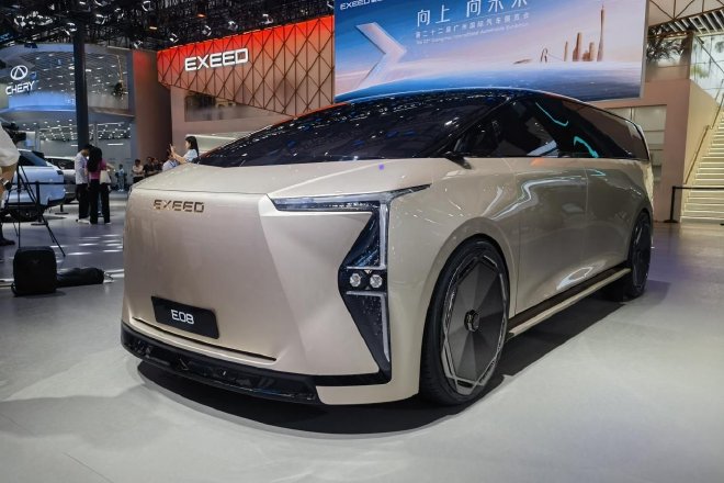 Unveiling the Xingtu Xingjiyuan E08: A Futuristic MPV at Guangzhou 2024