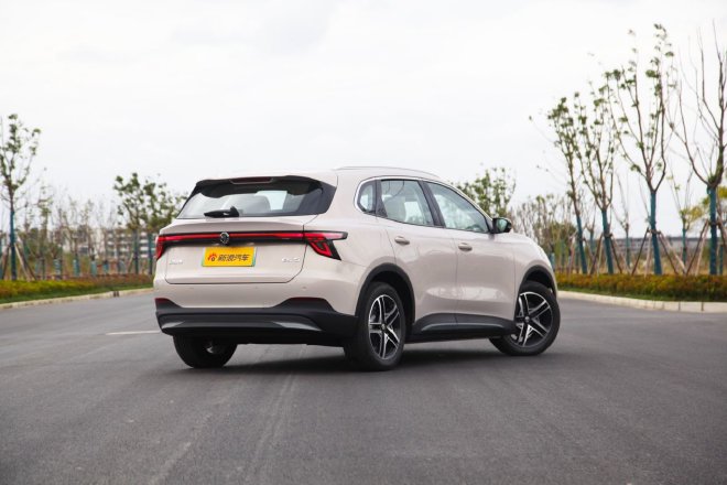 Discover the MG ES5: The Ultimate Comfort Electric SUV Under 134K Yuan