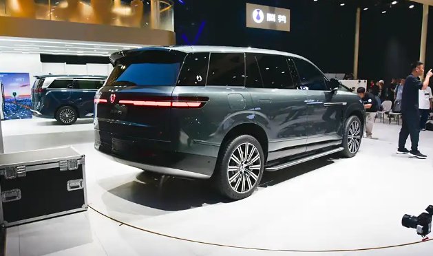 Unveiling the Tengshi N9: BYD's Bold New Luxury SUV for 2023