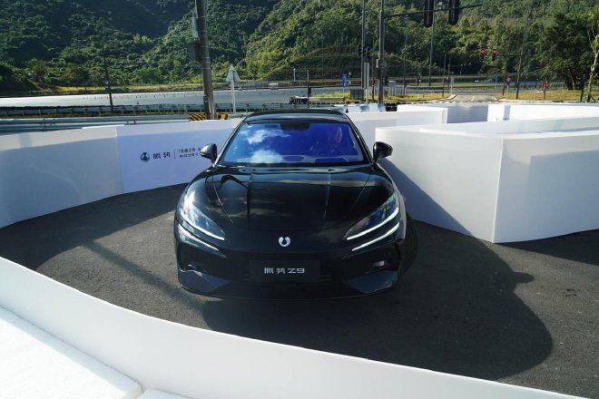 Discover the Tengshi Z9: A Game-Changer in Luxury Electric Sedans