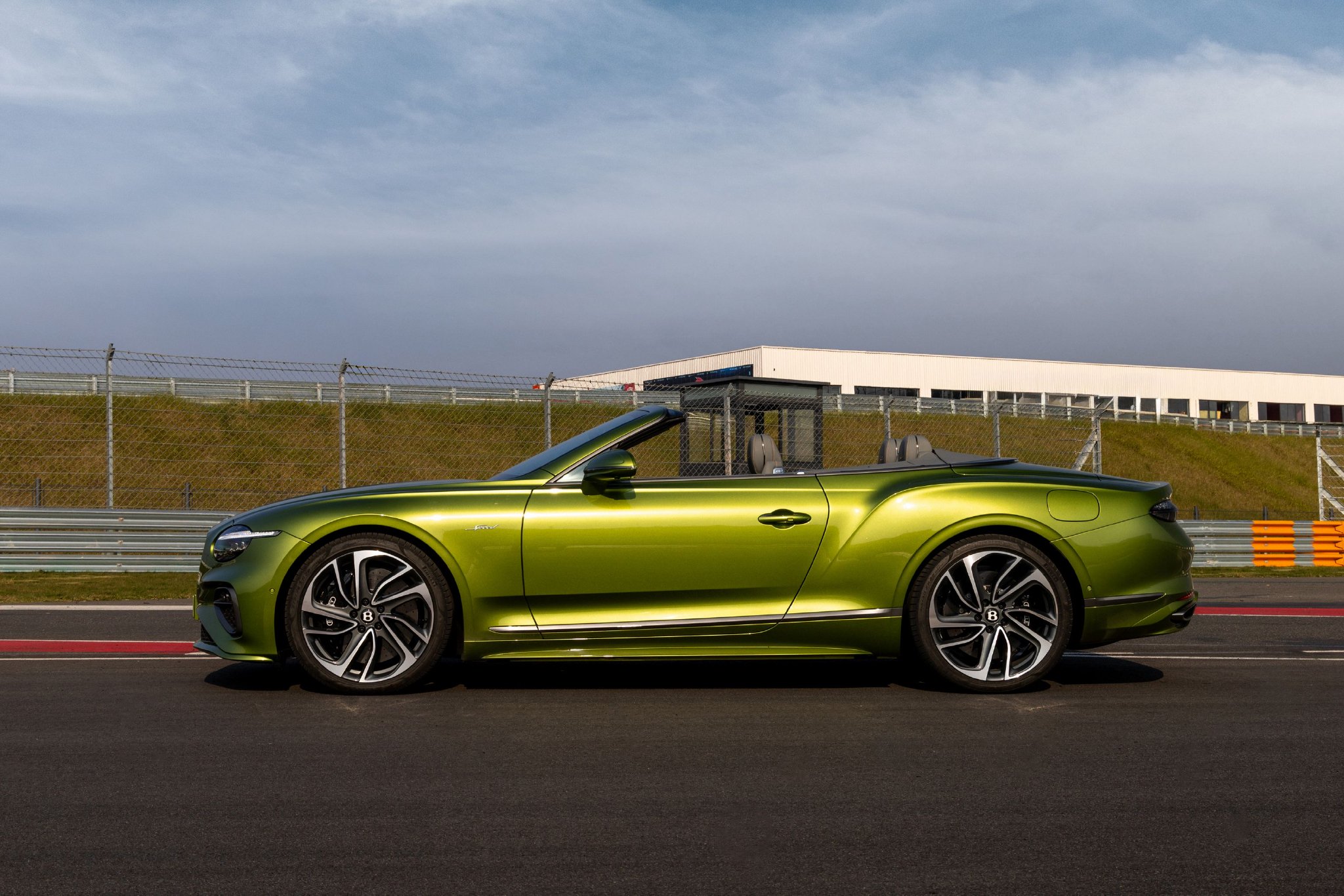 Discover the Powerful Elegance of the New Bentley Continental GT Speed