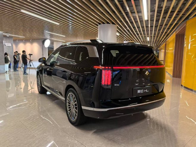 Discover the GAC Haobo HL: Luxury SUV Redefining Comfort and Technology