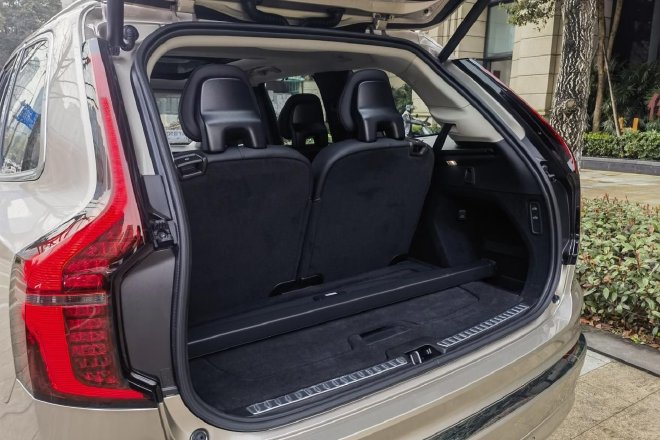 Discover the New Volvo XC90: Luxury Redefined for Modern Families