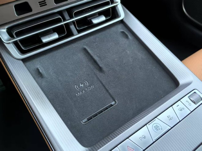 Test Driving BYD's Flagship Models: Han L vs. Tang L - A Comprehensive Review