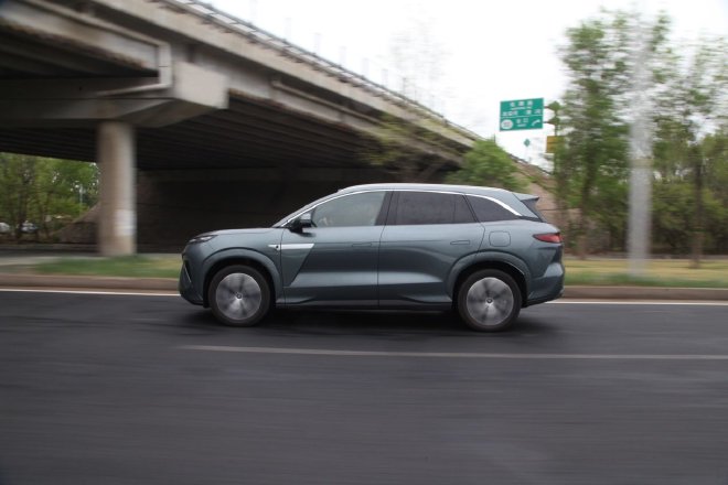 Test Driving BYD's Flagship Models: Han L vs. Tang L - A Comprehensive Review