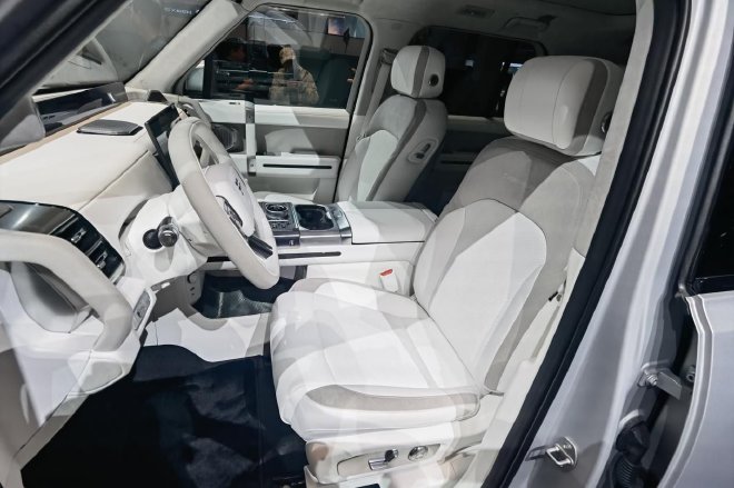 Discover Jetour's Luxury Hybrid Off-Road SUVs at Shanghai Auto Show 2025