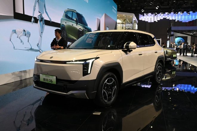 Discover the Dongfeng Nano 06: A Game-Changer in Electric SUVs!