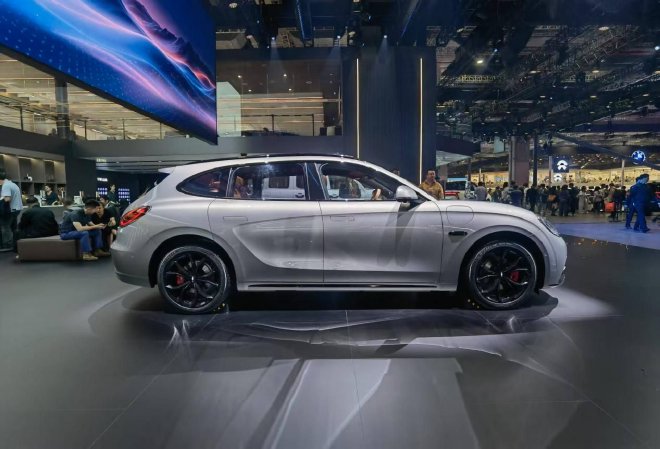 Unveiling the Ora Lightning Cat Touring Edition: A Stylish New Era
