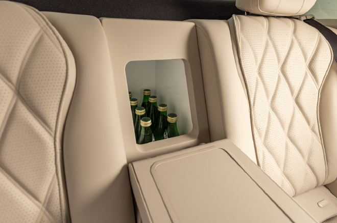 Discover the Fengyun A9: China's Revolutionary C-Class Luxury Sedan