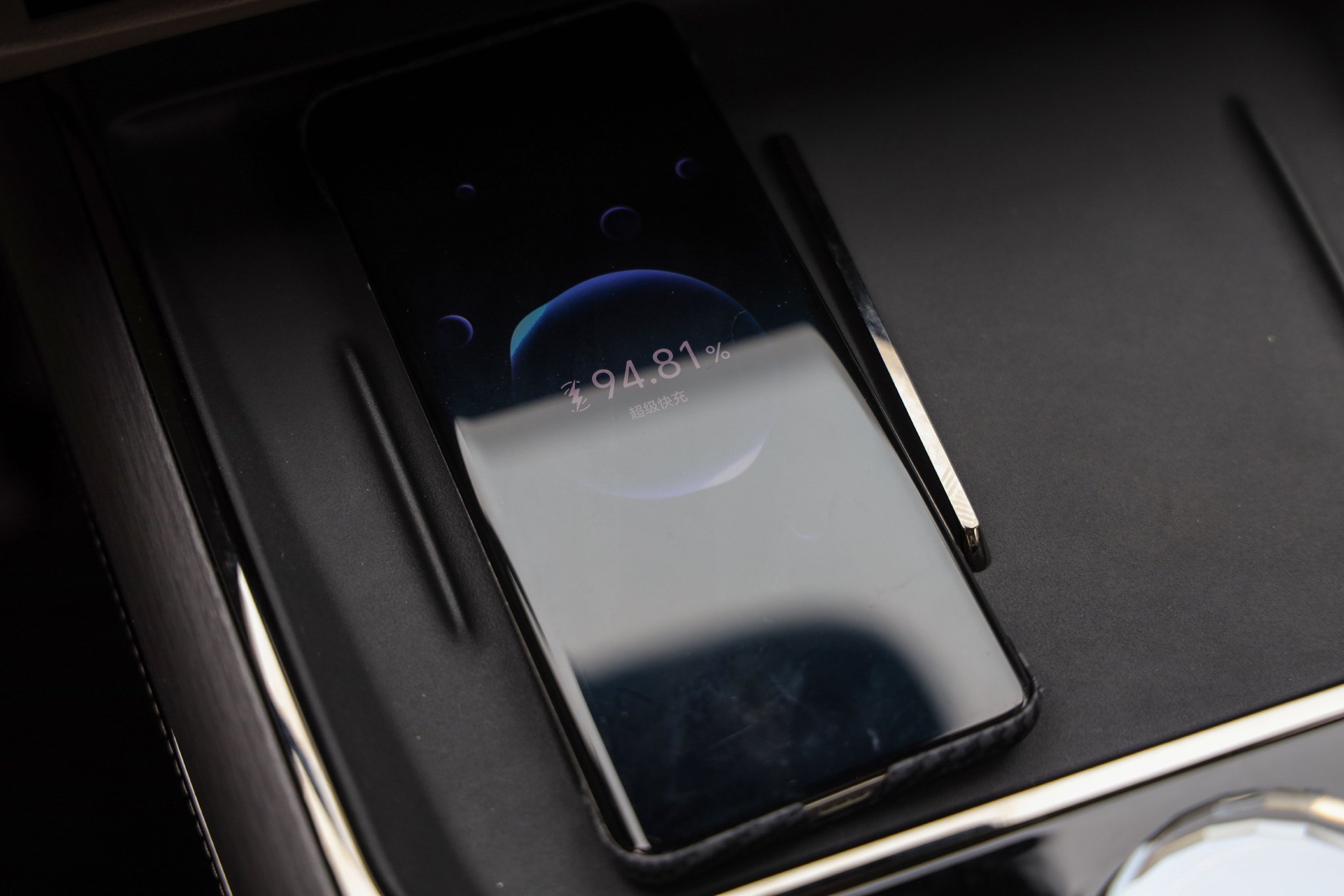 Discover the Geely Galaxy Star 8: Luxury Hybrid Sedan with Smart Features
