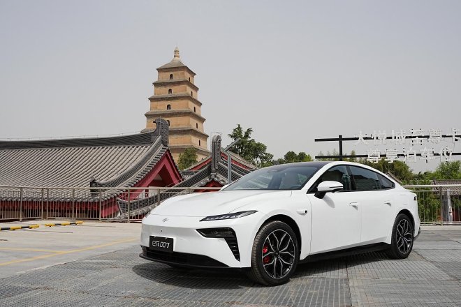 2025 Dongfeng Yipai eπ007: The Ultimate Smart Electric Coupe Experience