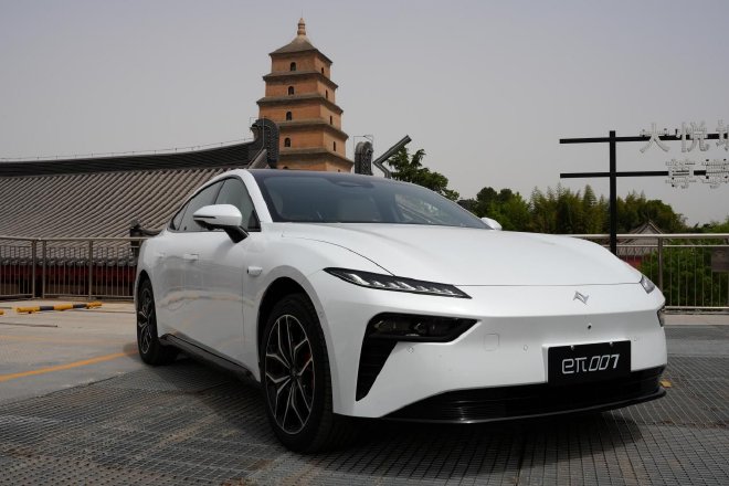 2025 Dongfeng Yipai eπ007: The Ultimate Smart Electric Coupe Experience