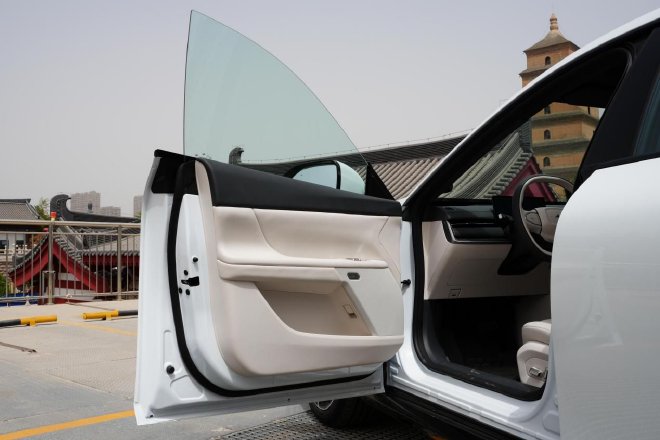 2025 Dongfeng Yipai eπ007: The Ultimate Smart Electric Coupe Experience
