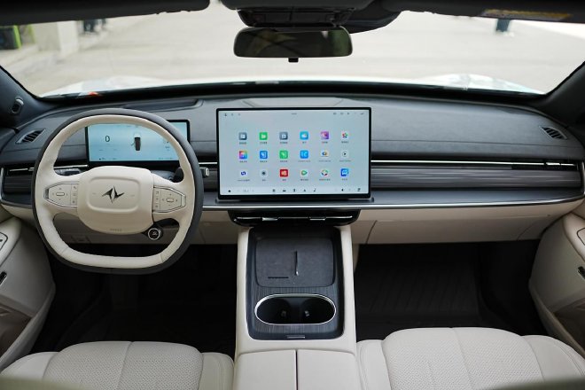2025 Dongfeng Yipai eπ007: The Ultimate Smart Electric Coupe Experience