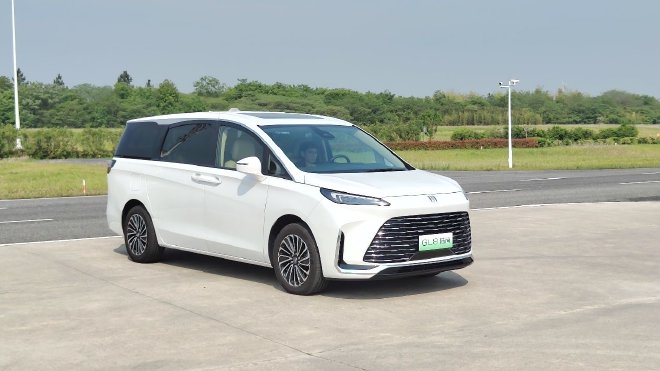 Discover the All-New Buick GL8 Lushang: Luxury Meets Performance in MPVs