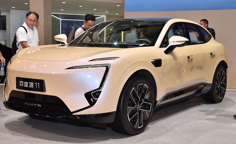 Avita 11 vs Zhijie R7: Which New Energy SUV Reigns Supreme?
