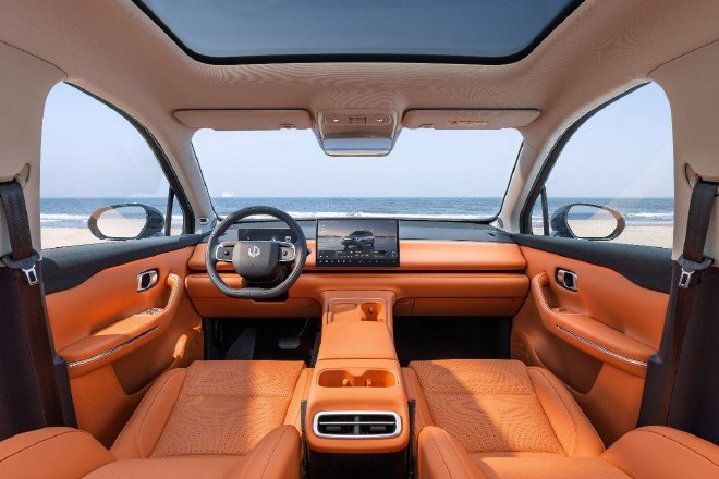 2026 Leap C10: Dual Powertrain, 605 km Range, and Advanced Tech Features