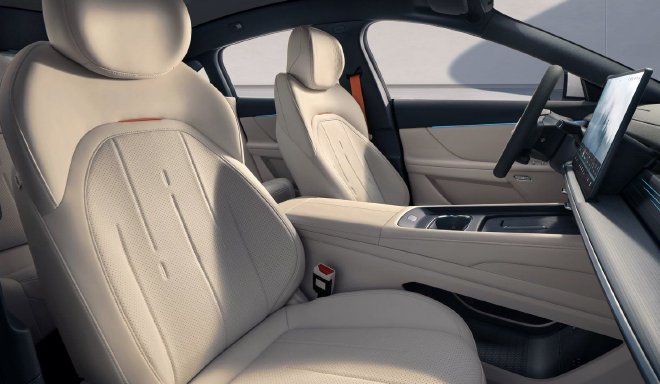2025 Dongfeng Yipai eπ007: Sporty Electric Car for Young Drivers