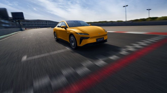 2025 Dongfeng Yipai eπ007: Sporty Electric Car for Young Drivers
