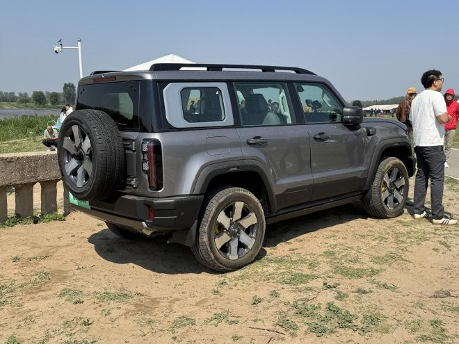 Explore the 2025 China Equestrian Tour & BAIC Off-Road Innovations