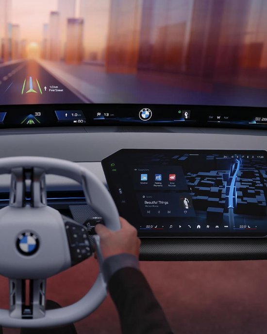 BMW's Horizon View: Revolutionizing Driving with Panoramic Display Technology