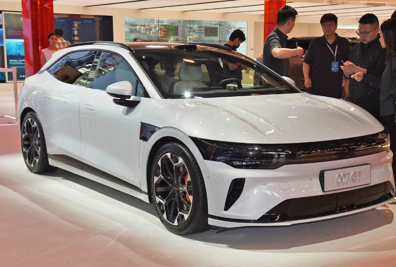 Avita 06 vs. Zeekr 007 GT: The Ultimate New Energy Vehicle Showdown