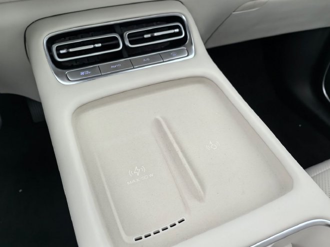 Discover the Stylish Changan Qiyuan New Q05: Space, Tech & Safety Upgrades