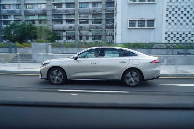 Discover the Geely Galaxy Star 6: The Ultimate Family Electric Sedan