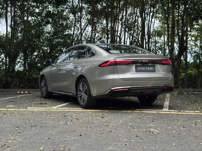 Discover the Geely Galaxy Star 6: The Ultimate Family Electric Sedan