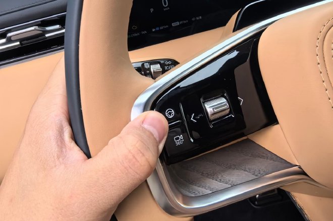 Zeekr 9X Review: Experience the Future of Smart Assisted Driving