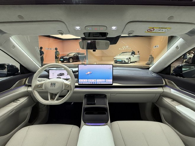 Discover Buick's Luxury Zhijing L7: Features, Pricing, and Performance!