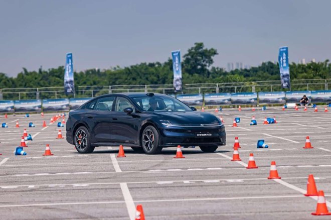 Changan Qiyuan A06: The Ultimate Family Electric Sedan for Comfort & Performance