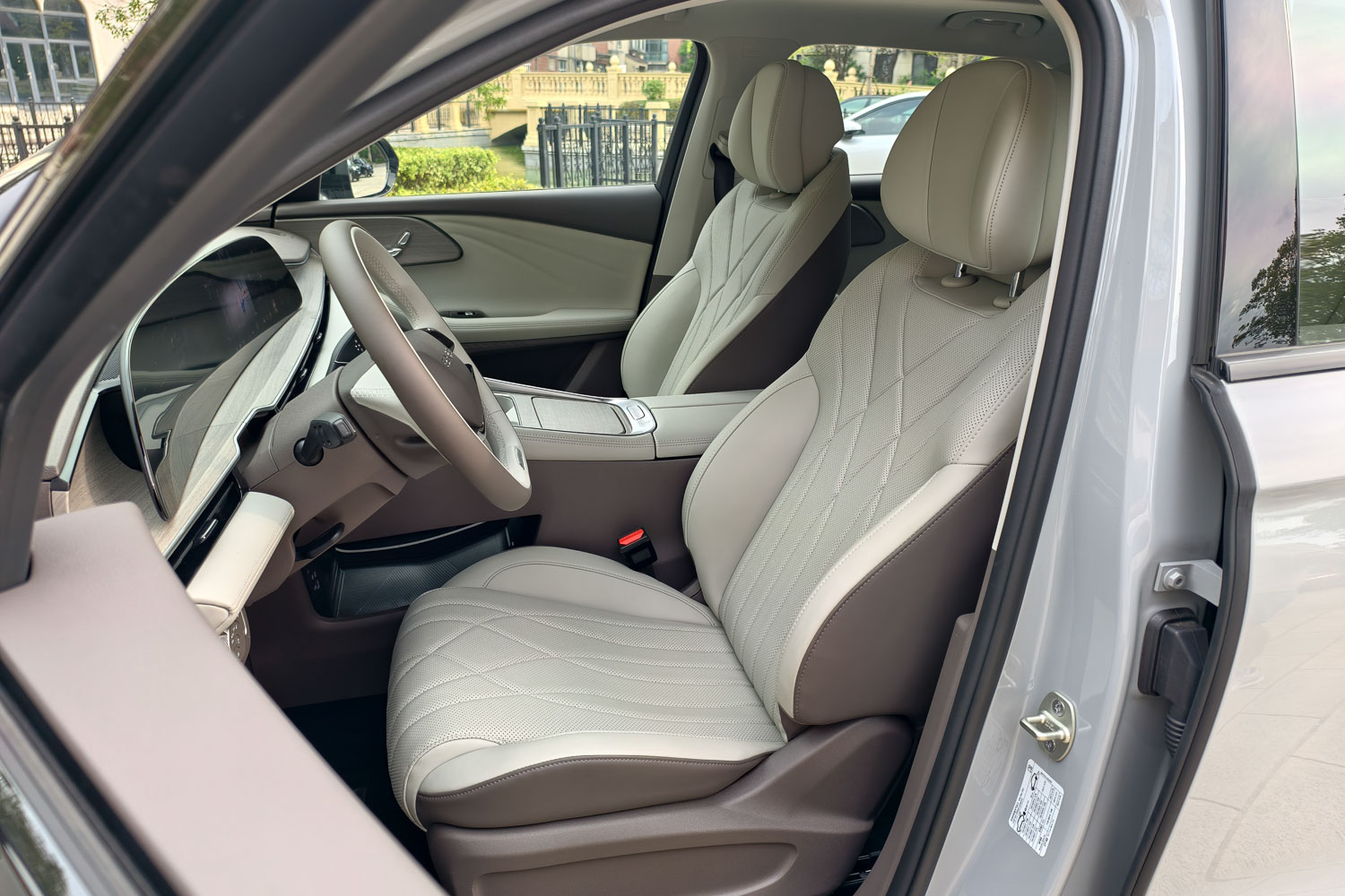 Xingtai Yaoguang C-DM Global Launch: Stylish SUV with Power Options