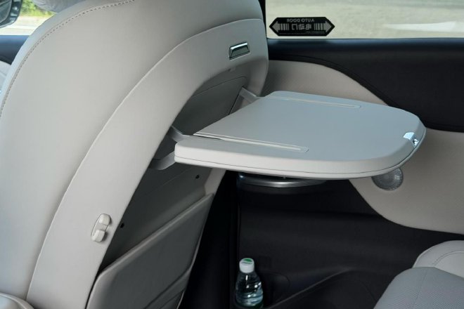 Discover the Ruisheng M8: The Ultimate Family MPV for Comfort & Space