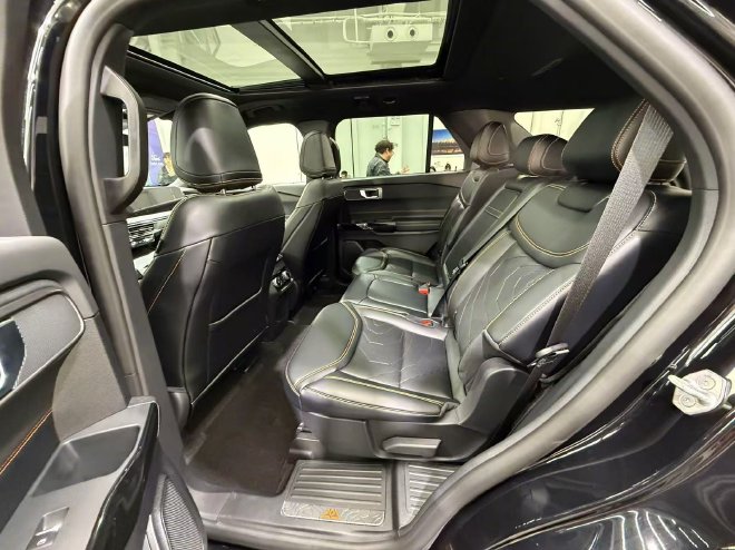 Discover the New Ford Explorer Kunlun Adventure Edition: Ultimate Off-Road Luxury