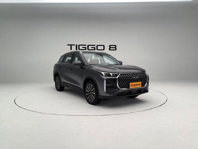 Discover the Dynamic Fifth-Generation Chery Tiggo 8: Tiger vs. Leopard
