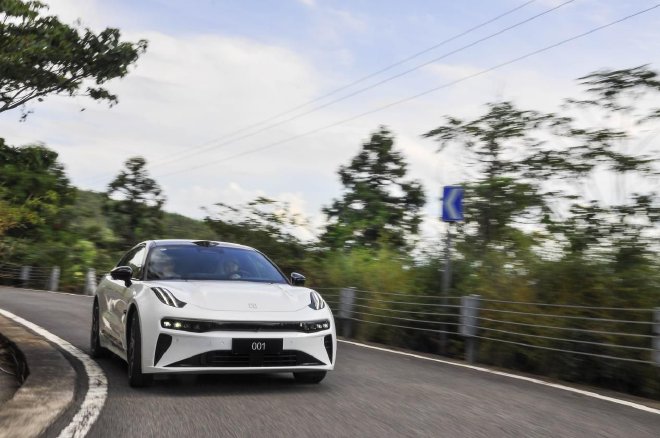 Discover the All-New Zeekr 001: Luxury EV with Cutting-Edge Features